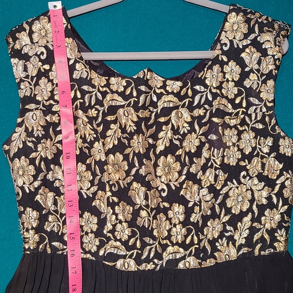 Stunning vintage 1960/70s brocade and chiffon cocktail dress - Picture 5 of 9